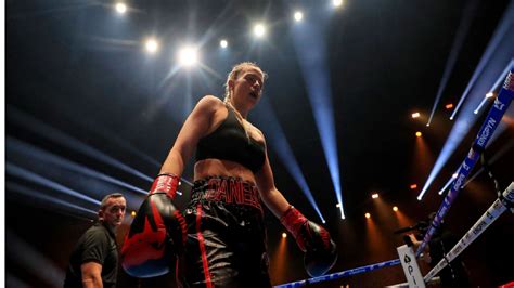 daniella hemsley images|Kingpyn Boxing results: Daniella Hemsley flashes audience after .